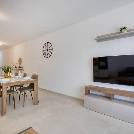 Bright & Brand New 3-bedroom In Mscala By Sf Homes アパート マルサスカーラ