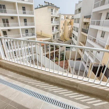 Bright & Brand New 3-bedroom In Mscala By Sf Homes アパート マルサスカーラ